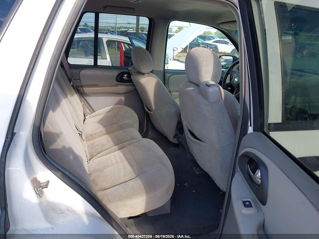 1GNDT13S452332313 2005 CHEVROLET TRAILBLAZER photo no. 8