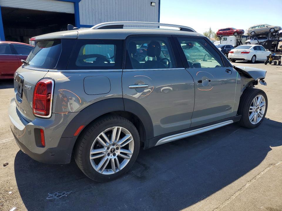 2022 MINI COOPER COUNTRYMAN ALL4 — Фото 3 из 13