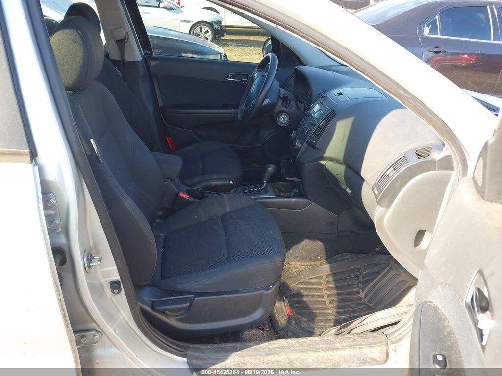 KMHDC8AE9AU060933 2010 HYUNDAI ELANTRA TOURING photo no. 5