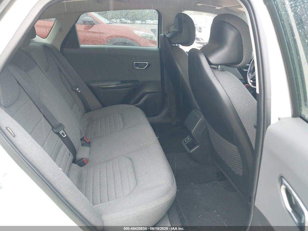 3KPFU4DE9SE040776 2025 KIA K4 photo no. 8