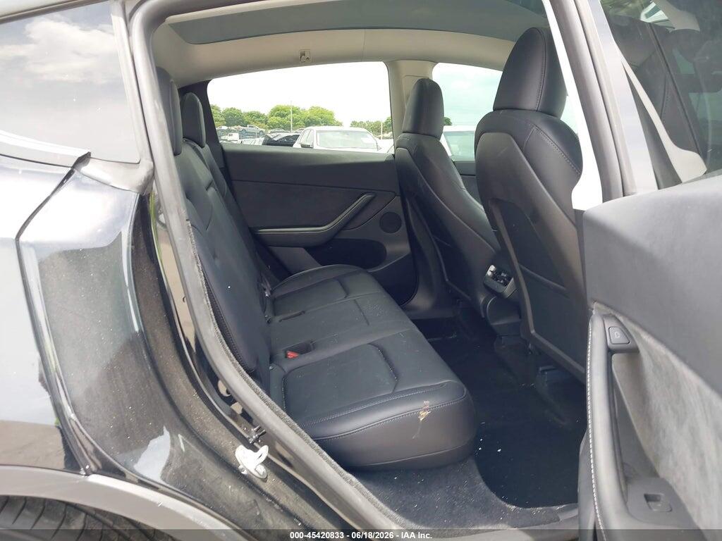 7SAYGDED7RF035203 2024 TESLA MODEL Y photo no. 8