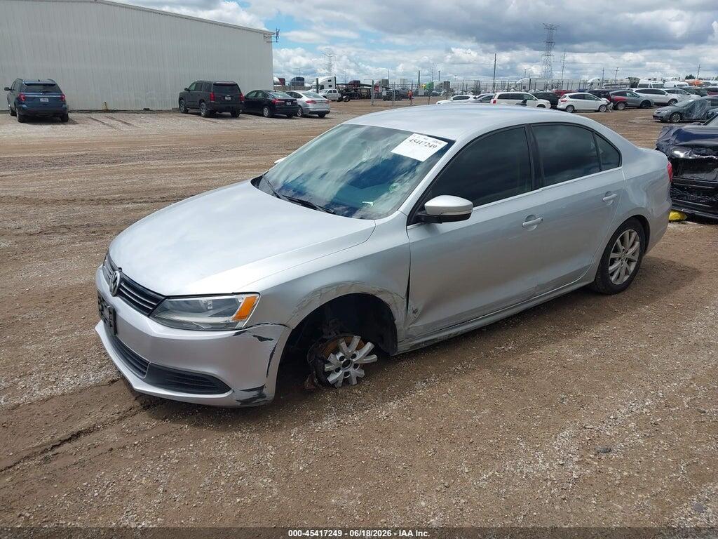 3VWD07AJ9EM300073 2014 VOLKSWAGEN JETTA photo no. 2