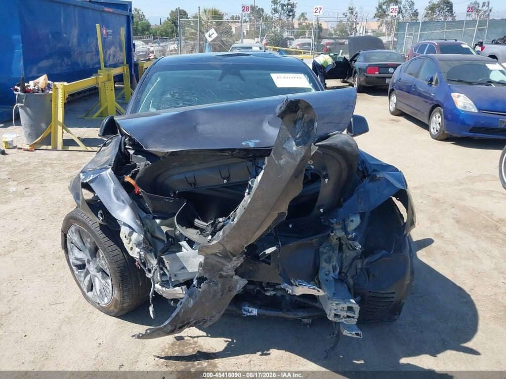 7SAYGDED7RF180287 2024 TESLA MODEL Y photo no. 11