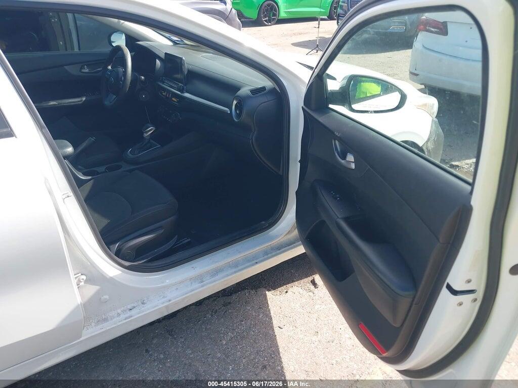 3KPF24AD7KE048313 2019 KIA FORTE photo no. 5