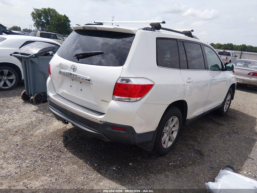 5TDBK3EH1BS049923 2011 TOYOTA HIGHLANDER photo no. 4