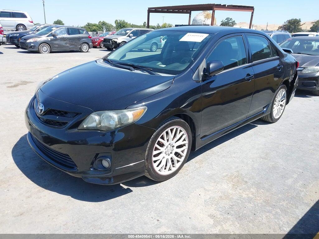 5YFBU4EE1DP155175 2013 TOYOTA COROLLA photo no. 2