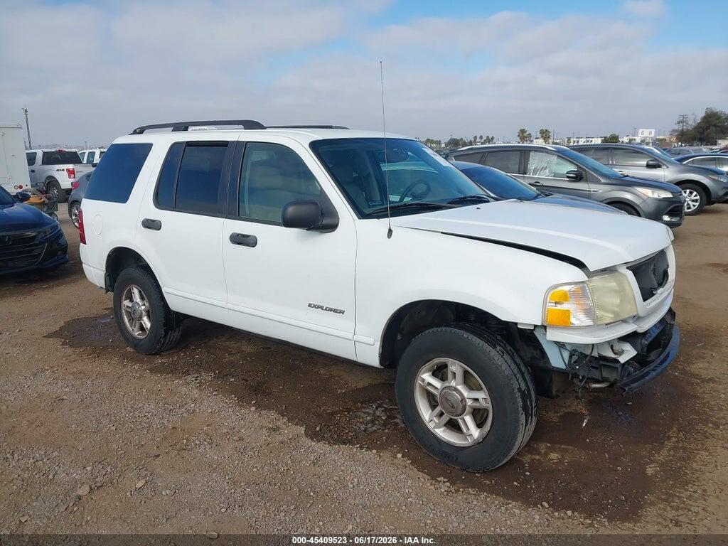 1FMZU63E24UB74233 2004 FORD EXPLORER photo no. 1