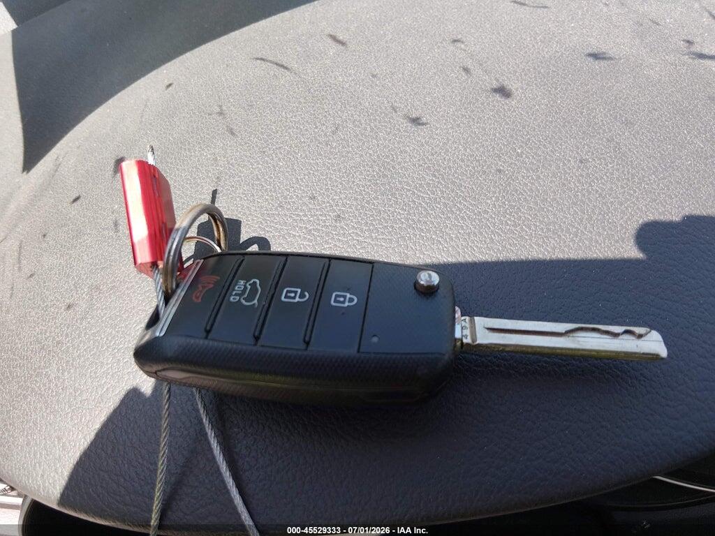 KNDMB5C11F6031597 2015 KIA SEDONA photo no. 11