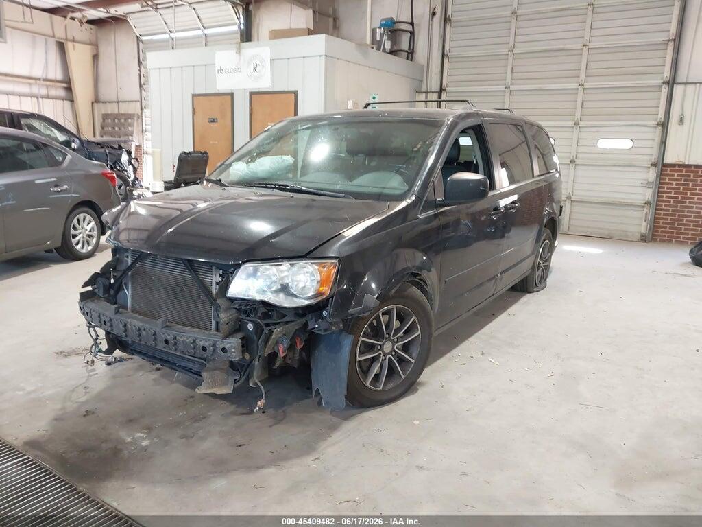 2C4RDGCG3HR677445 2017 DODGE GRAND CARAVAN photo no. 2