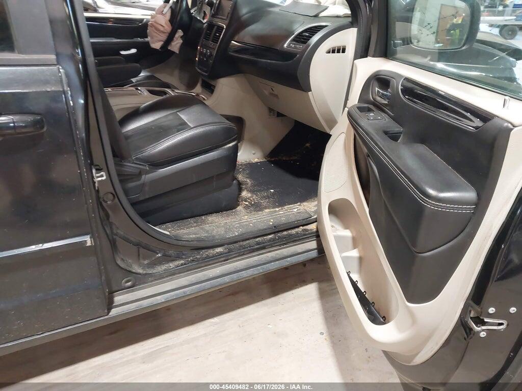 2C4RDGCG3HR677445 2017 DODGE GRAND CARAVAN photo no. 5