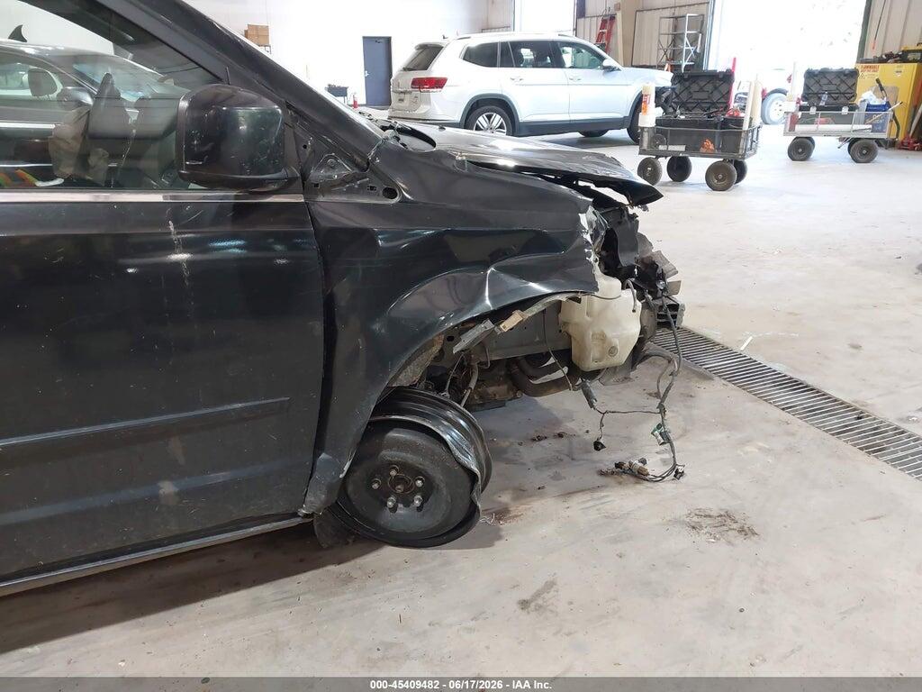 2C4RDGCG3HR677445 2017 DODGE GRAND CARAVAN photo no. 6