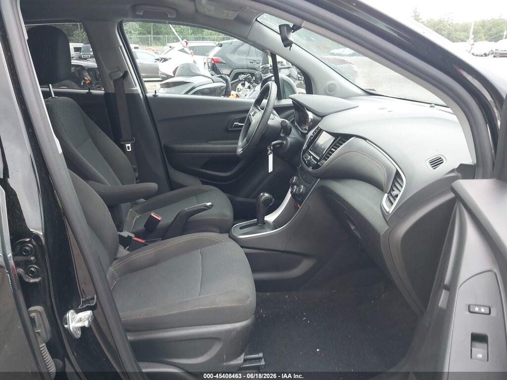 KL7CJNSB7MB355597 2021 CHEVROLET TRAX photo no. 5