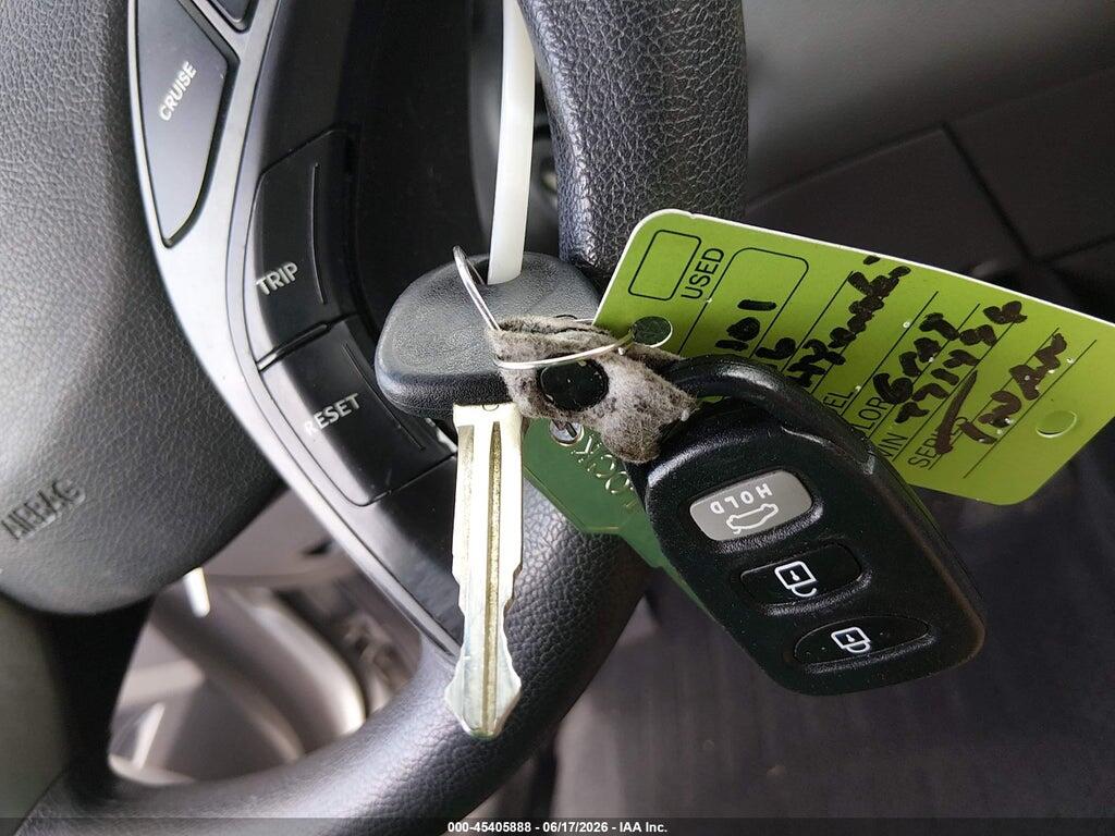 5NPDH4AE5GH771496 2016 HYUNDAI ELANTRA photo no. 11