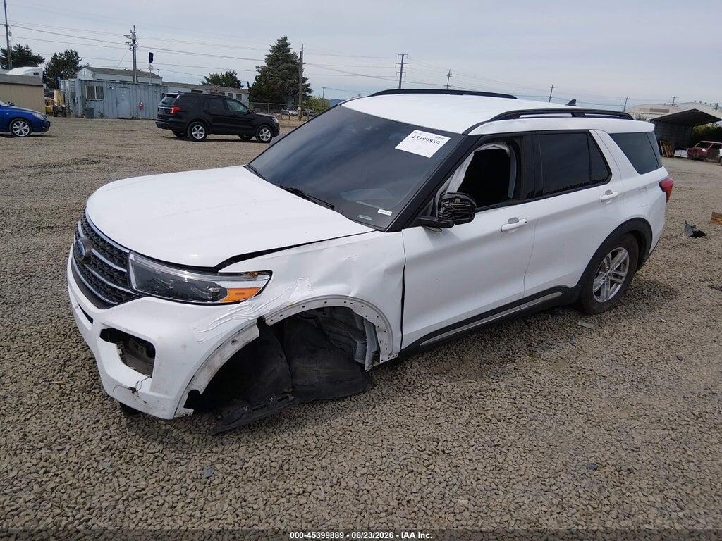 1FMSK7DH3NGA50994 2022 FORD EXPLORER photo no. 2