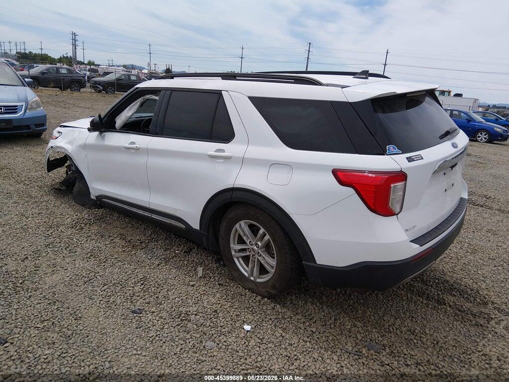 1FMSK7DH3NGA50994 2022 FORD EXPLORER photo no. 3