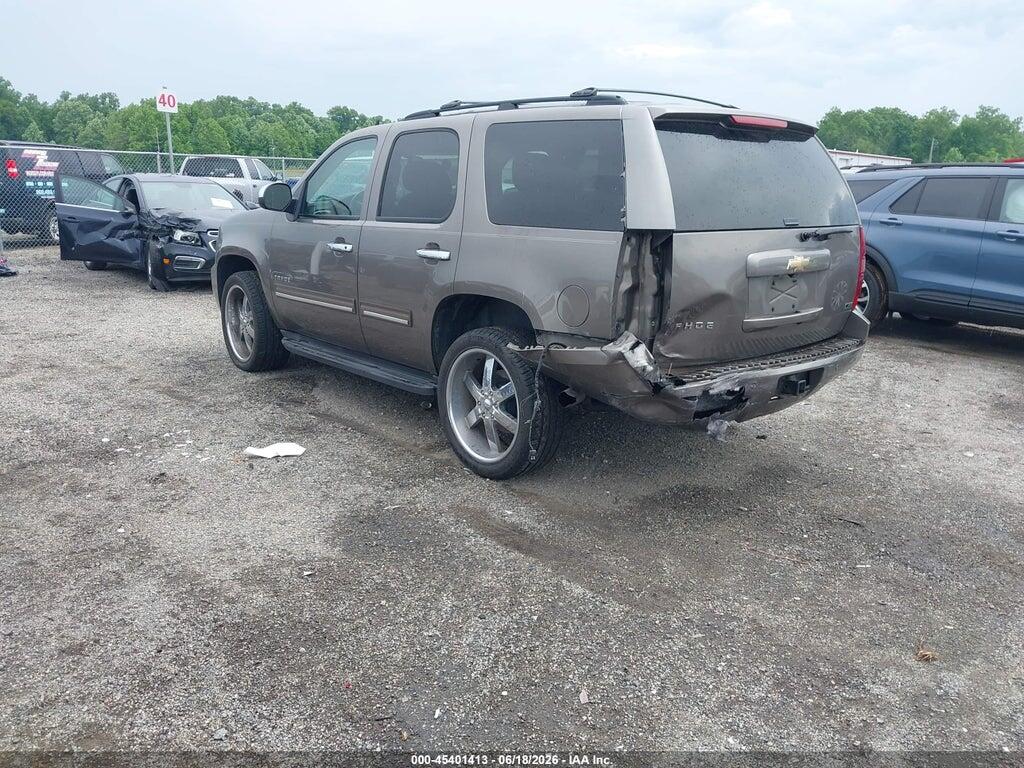 1GNSKAE02BR343982 2011 CHEVROLET TAHOE photo no. 3