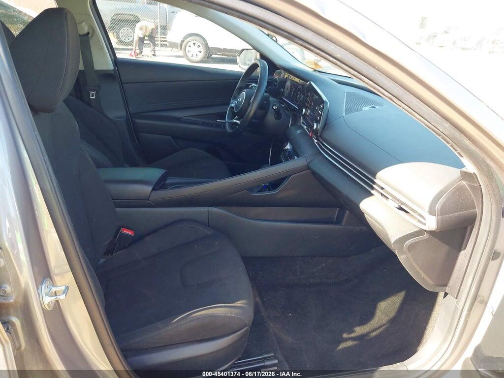 KMHLS4AG3NU324100 2022 HYUNDAI ELANTRA photo no. 5