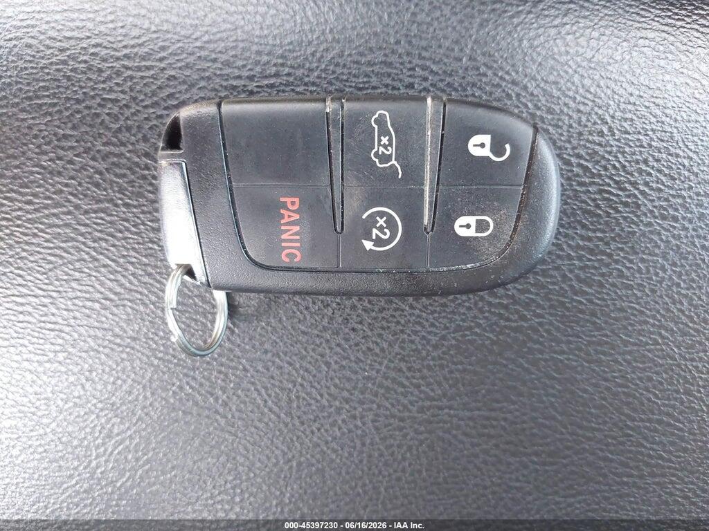 3C4NJDBB8JT117371 2018 JEEP COMPASS photo no. 11