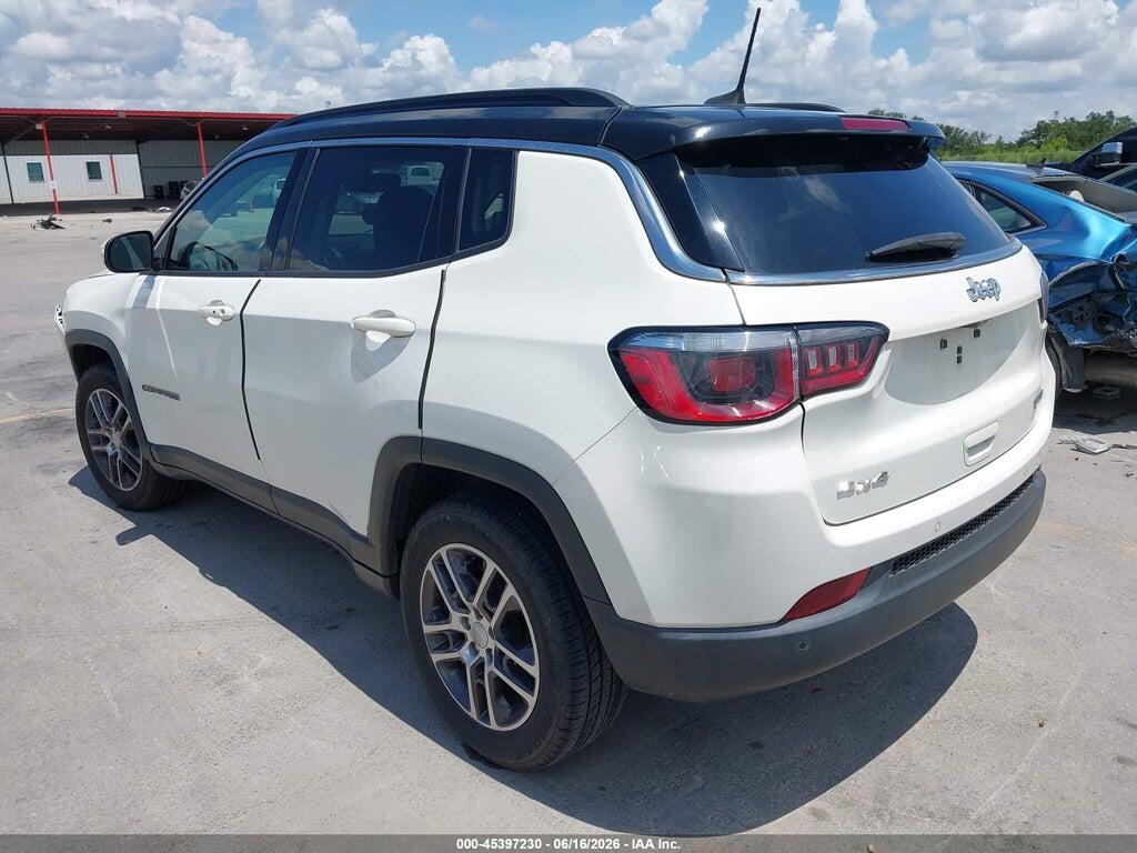3C4NJDBB8JT117371 2018 JEEP COMPASS photo no. 3