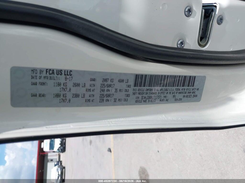 3C4NJDBB8JT117371 2018 JEEP COMPASS photo no. 9