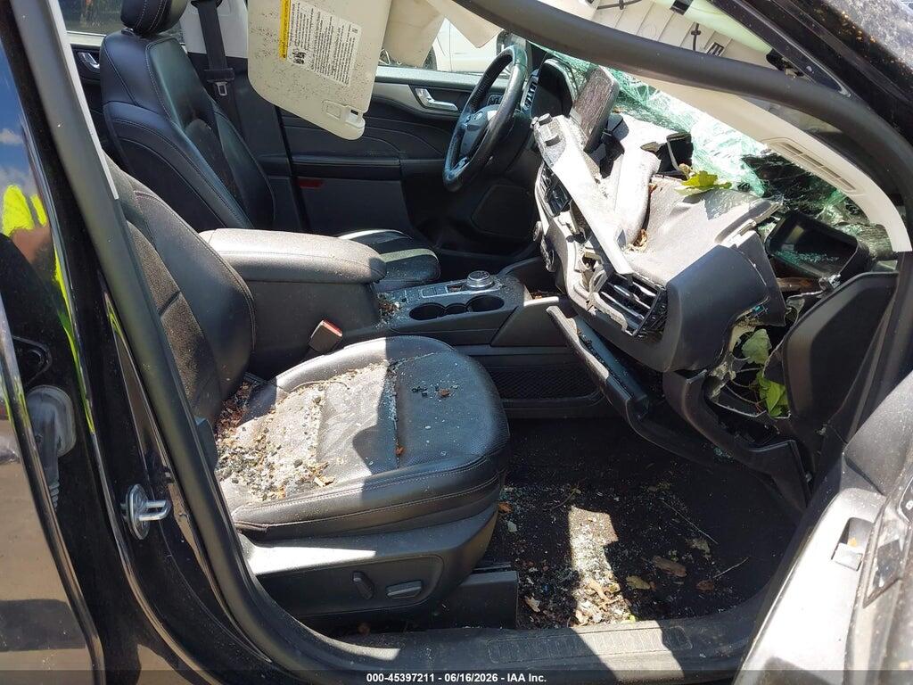 1FMCU9J96MUA54867 2021 FORD ESCAPE photo no. 5