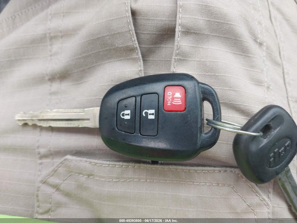 JTMBFREV7JJ192402 2018 TOYOTA RAV4 photo no. 11