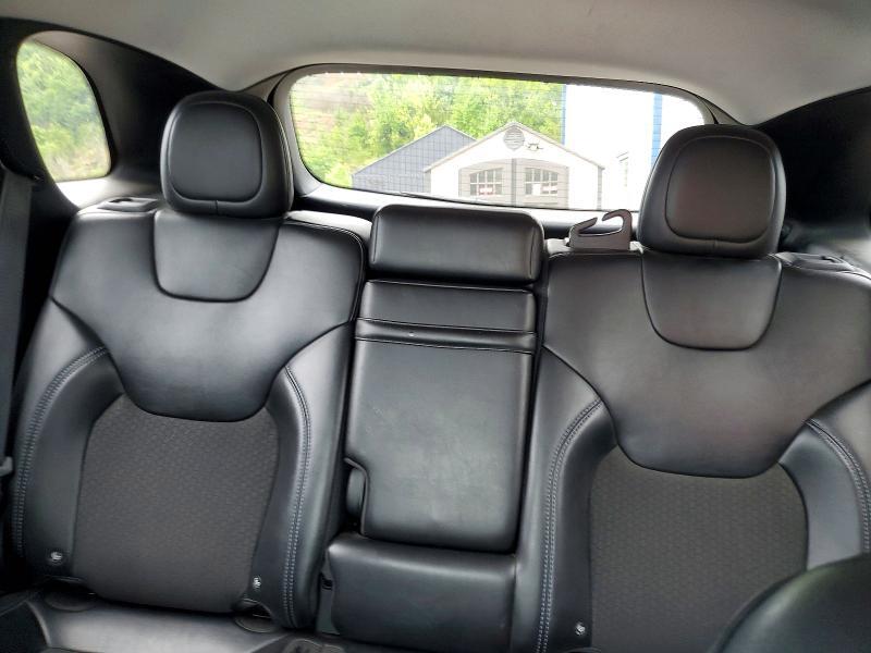 1C4PJMLB6KD181567 2019 JEEP CHEROKEE photo no. 10