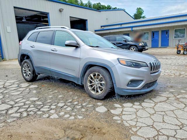 1C4PJMLB6KD181567 2019 JEEP CHEROKEE photo no. 4