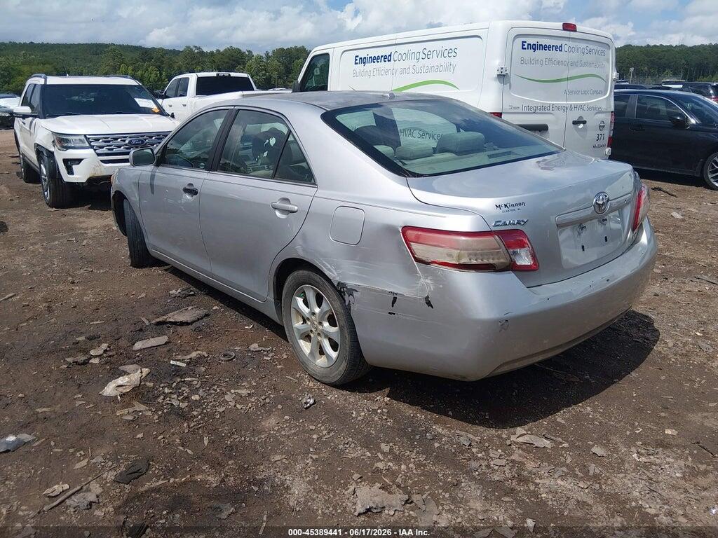 4T1BF3EK3BU759882 2011 TOYOTA CAMRY photo no. 3