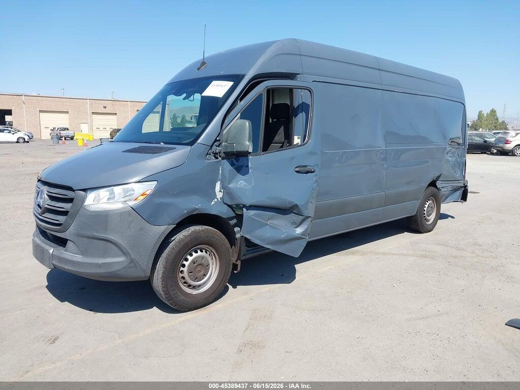 WD4PF1CD6KP147196 2019 MERCEDES-BENZ SPRINTER 2500 photo no. 2