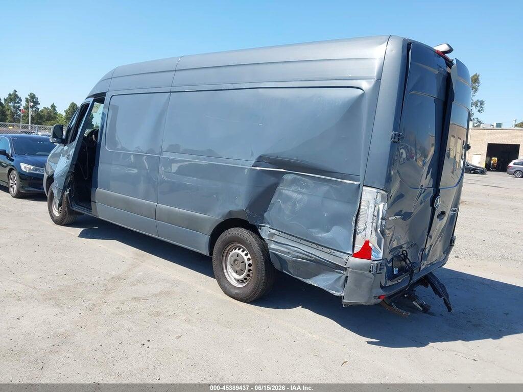 WD4PF1CD6KP147196 2019 MERCEDES-BENZ SPRINTER 2500 photo no. 3