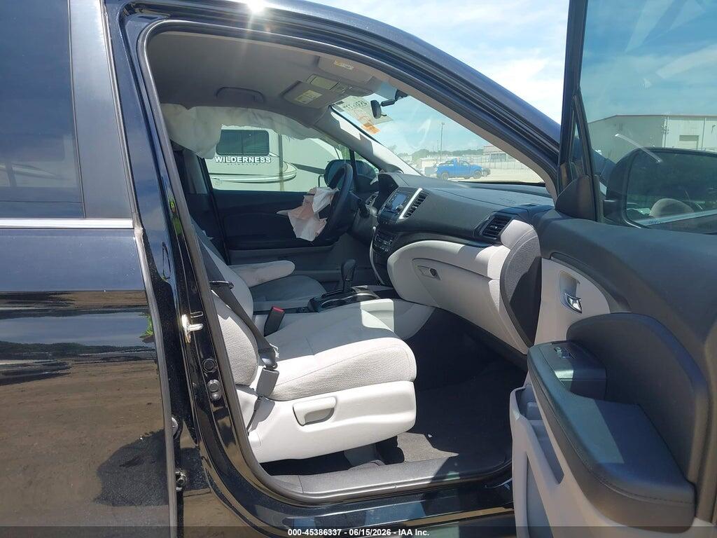 5FNYF5H17JB029526 2018 HONDA PILOT photo no. 5