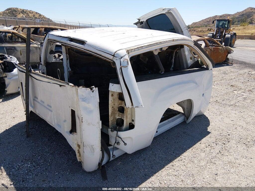 1GTHC29K88E185617 2008 GMC SIERRA 2500HD photo no. 4