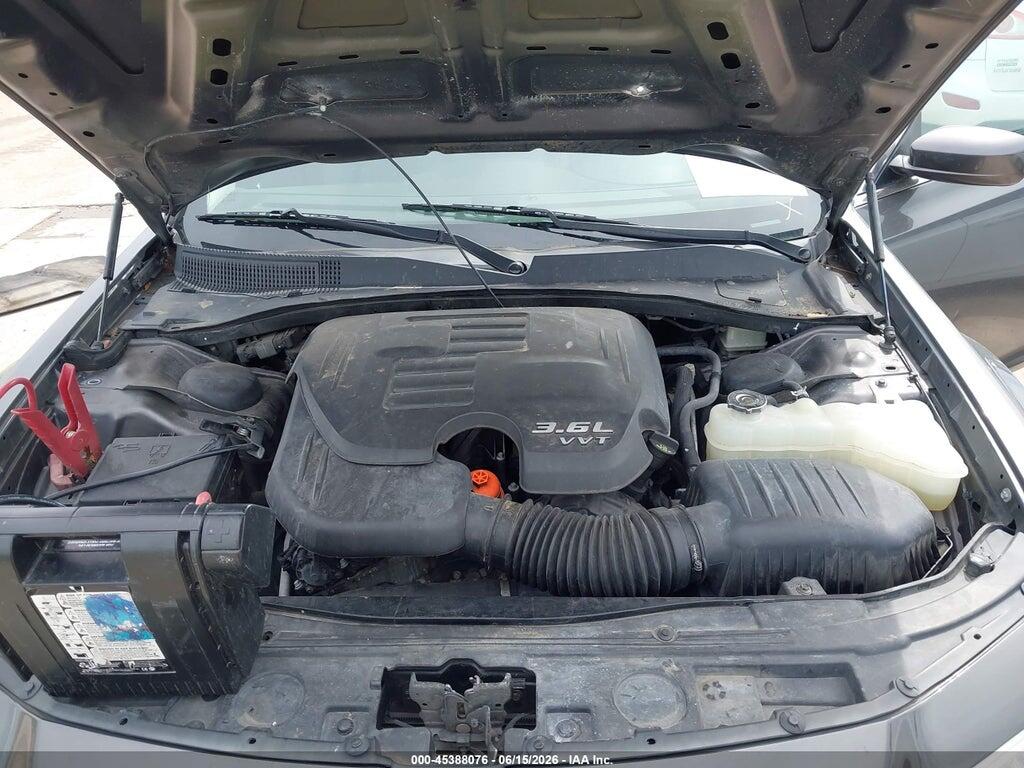 2C3CCAAG9GH135672 2016 CHRYSLER 300 photo no. 10