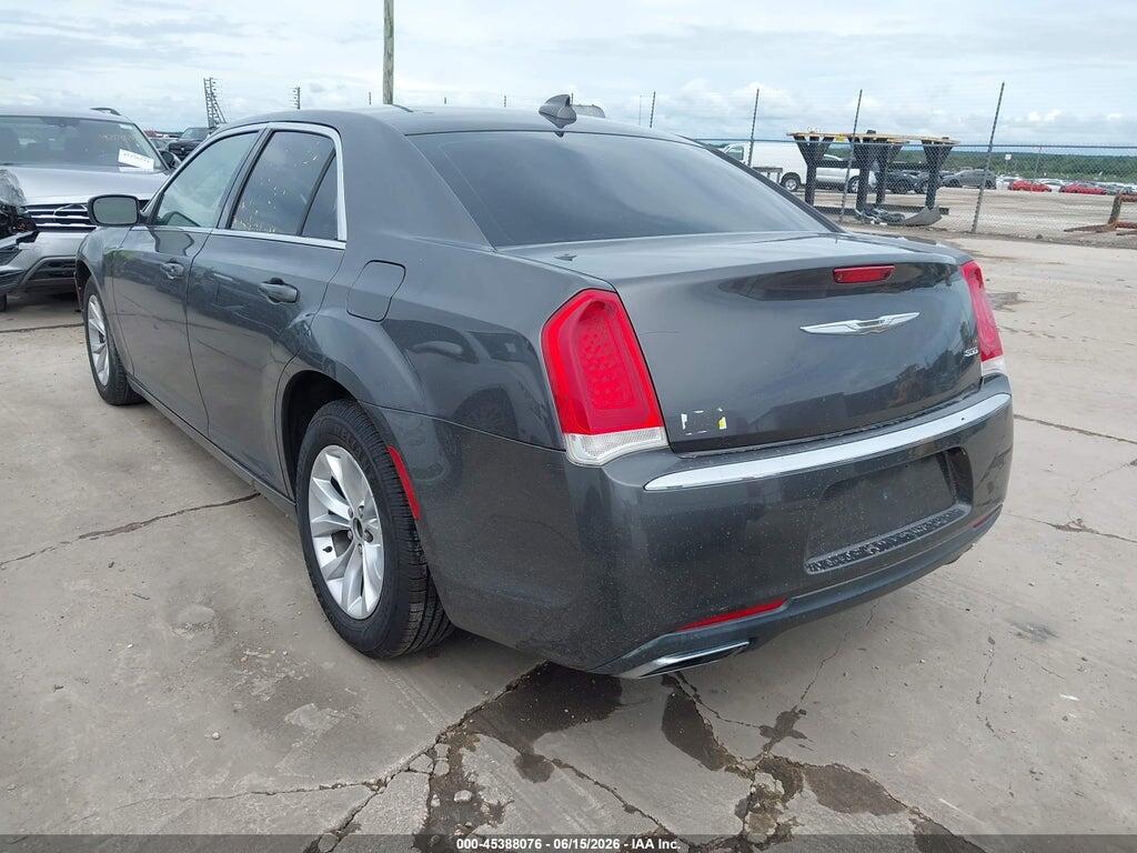 2C3CCAAG9GH135672 2016 CHRYSLER 300 photo no. 3