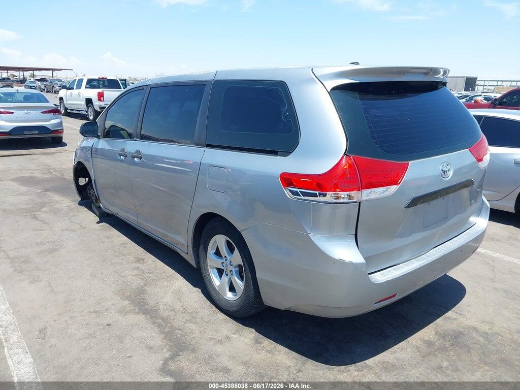 5TDZK3DC1CS181540 2012 TOYOTA SIENNA photo no. 3