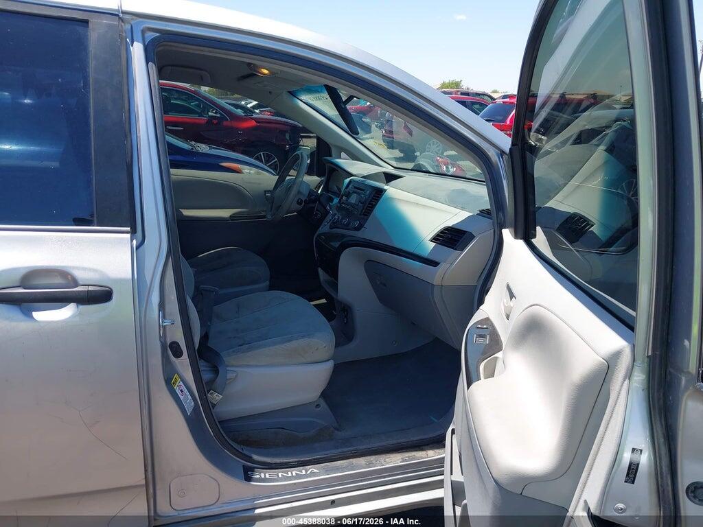 5TDZK3DC1CS181540 2012 TOYOTA SIENNA photo no. 5