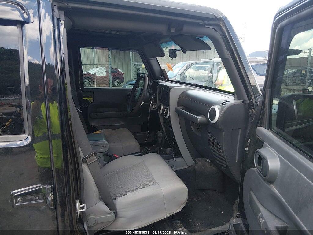 1J4GA59129L709085 2009 JEEP WRANGLER UNLIMITED photo no. 5