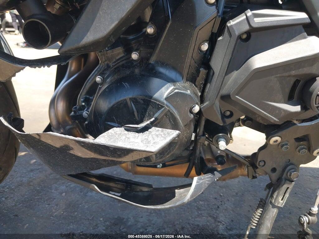 ML5EXER17TDAH2667 2026 KAWASAKI EX650 photo no. 9