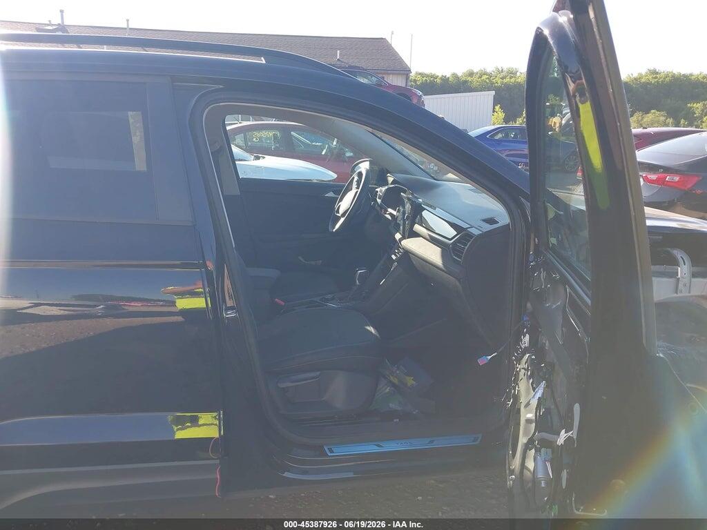 3VV2C7B27SM083838 2025 VOLKSWAGEN TAOS photo no. 5