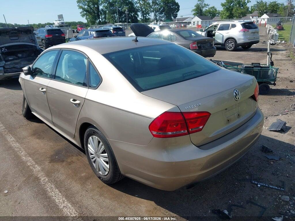 1VWAT7A3XFC007216 2015 VOLKSWAGEN PASSAT photo no. 3