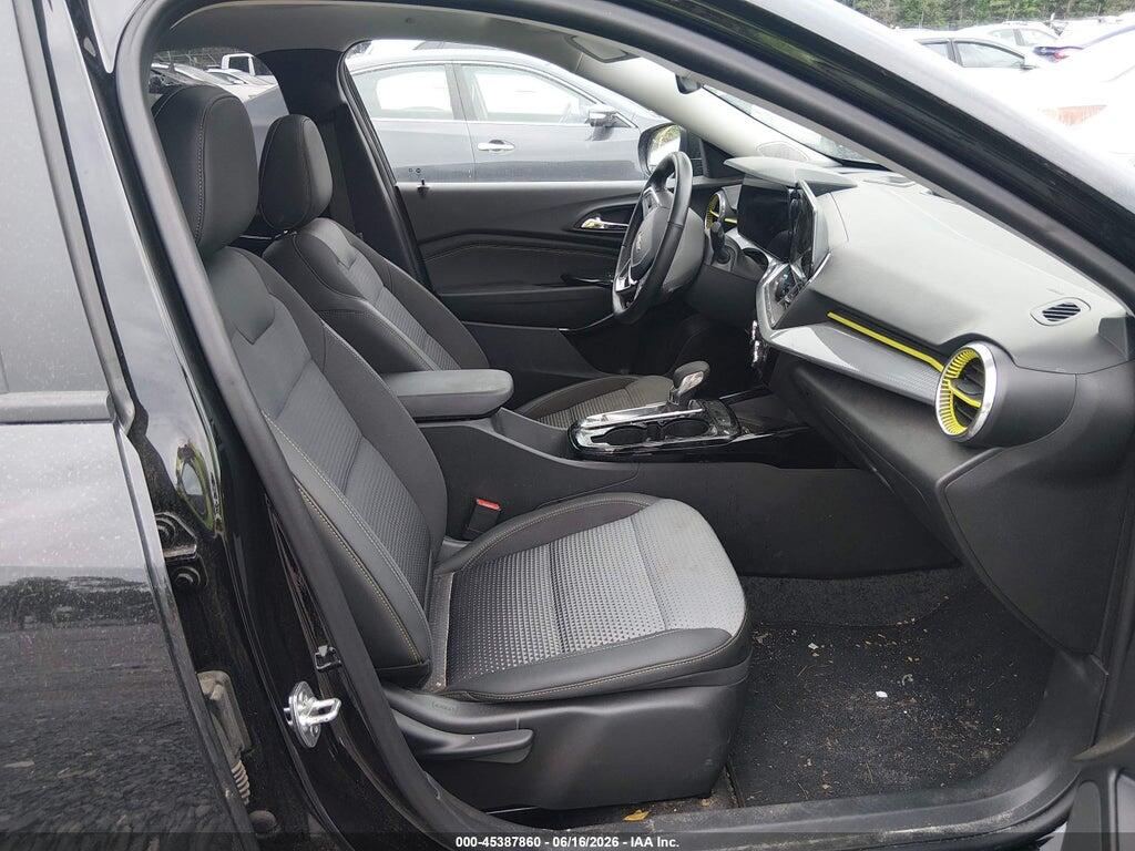 KL77LHEP4SC193262 2025 CHEVROLET TRAX photo no. 5