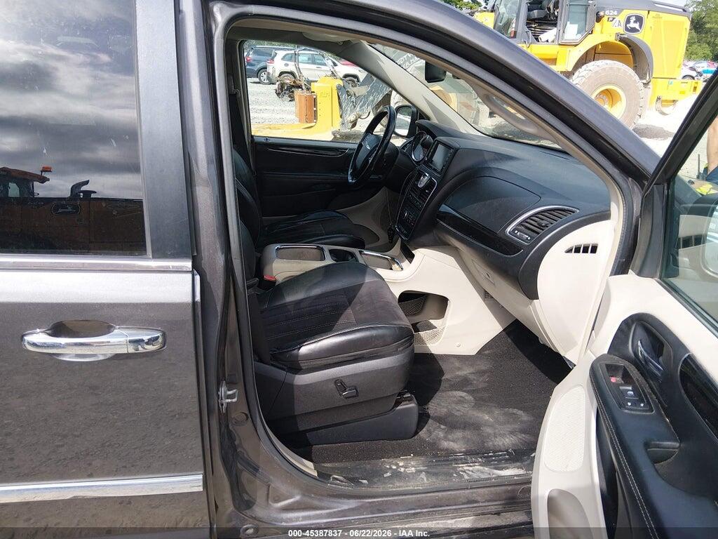 2C4RC1CG7ER469581 2014 CHRYSLER TOWN & COUNTRY photo no. 5