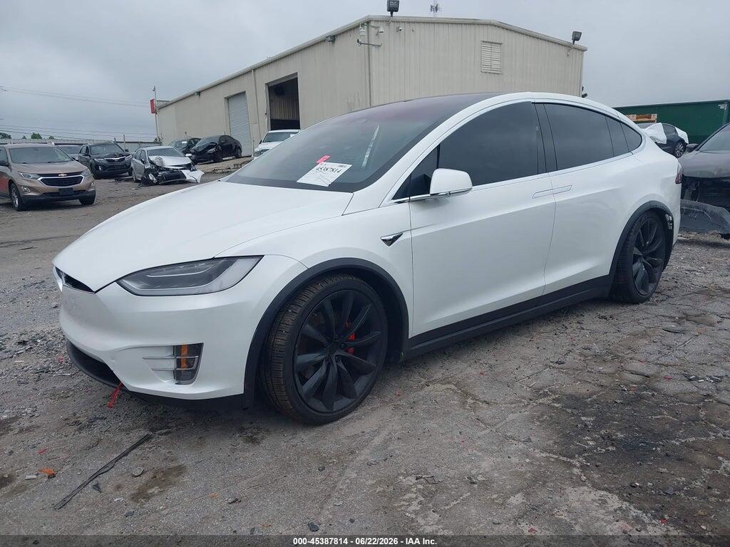 5YJXCBE49HF067514 2017 TESLA MODEL X photo no. 2