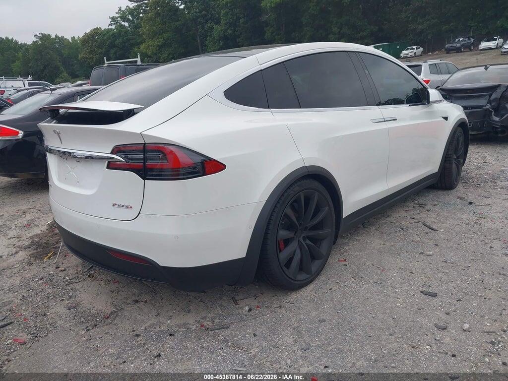 5YJXCBE49HF067514 2017 TESLA MODEL X photo no. 4