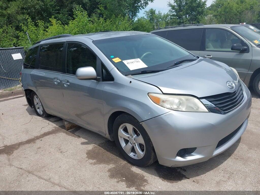 5TDKK3DC1DS398153 2013 TOYOTA SIENNA photo no. 1
