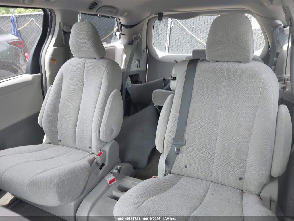 5TDKK3DC1DS398153 2013 TOYOTA SIENNA photo no. 8