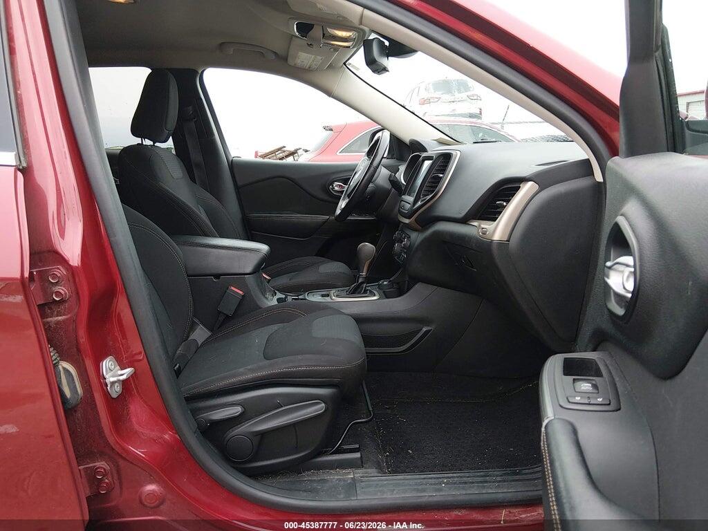 1C4PJMCS5GW373591 2016 JEEP CHEROKEE photo no. 5