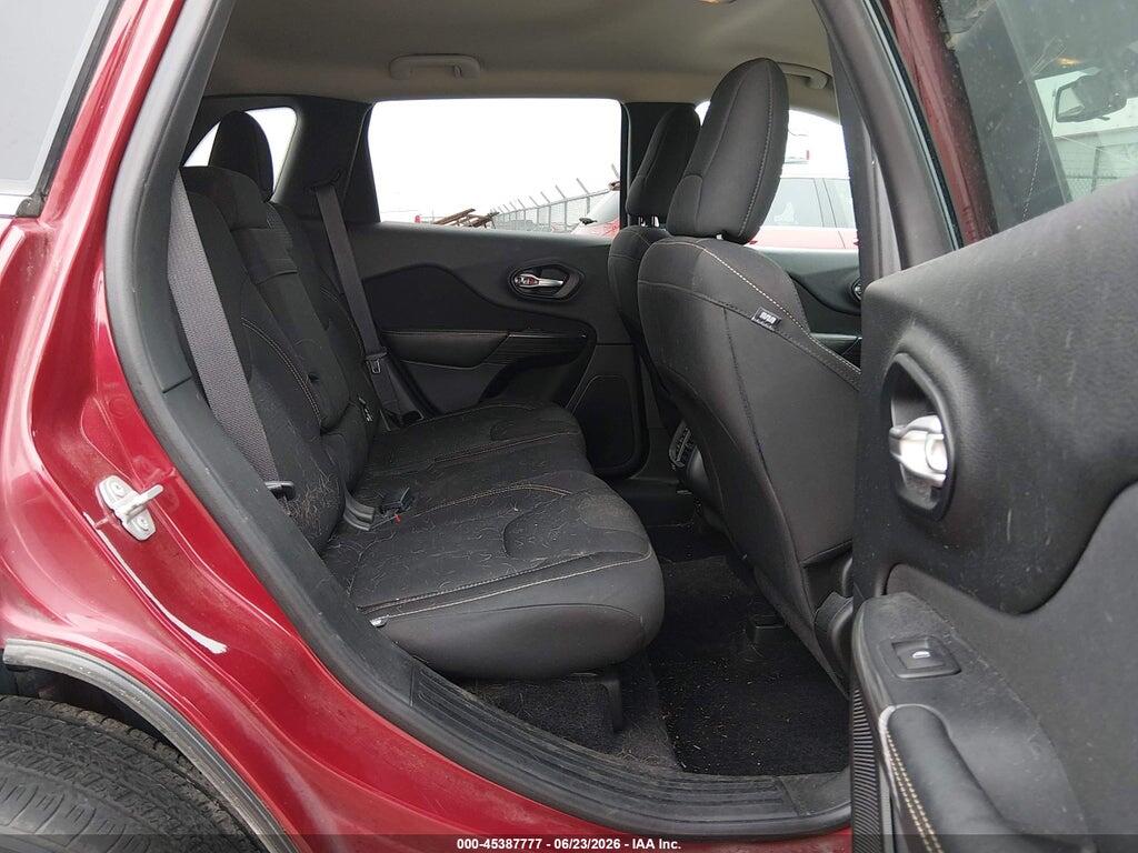 1C4PJMCS5GW373591 2016 JEEP CHEROKEE photo no. 8