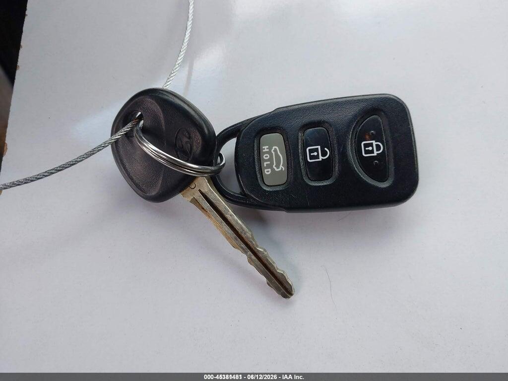 5NPDH4AE4FH577993 2015 HYUNDAI ELANTRA photo no. 11